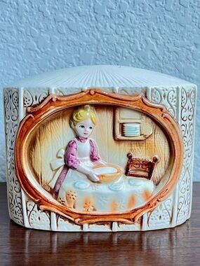 1978 Sears Roebuck Napkin Holder Pioneer Woman Vintage Replacement Grannycore